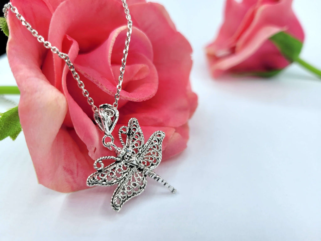 Filigree Art Dragonfly Design Women Silver Pendant Necklace