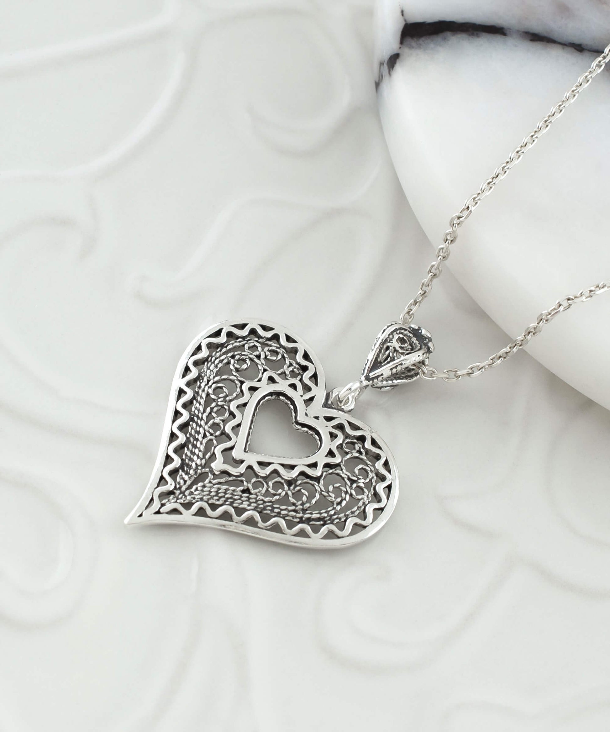 Filigree Art Heart in Heart Women Silver Pendant Necklace