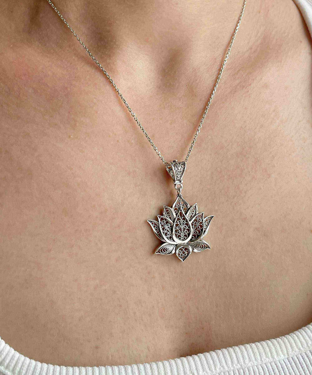Filigree Art Sterling Silver Lotus Flower Women Pendant Necklace