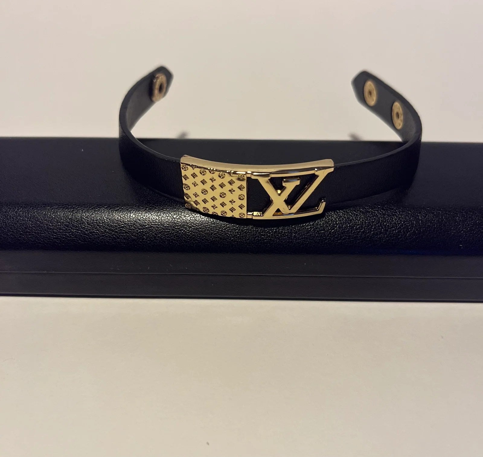 Women Bracelet