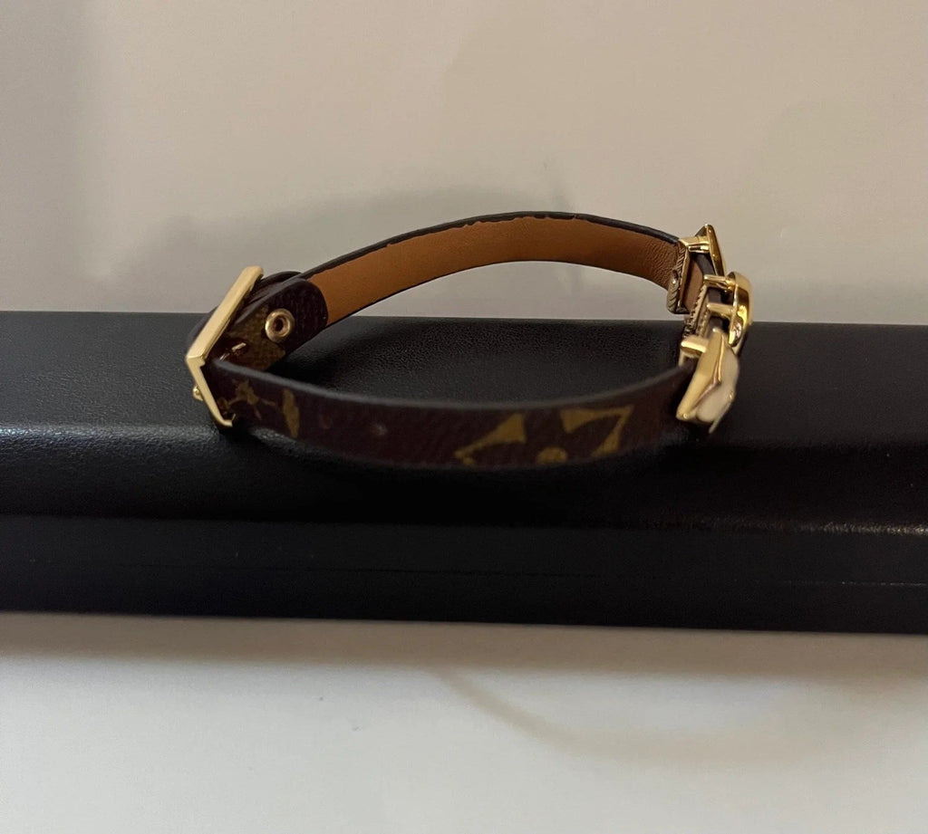 Lux Women Bracelet