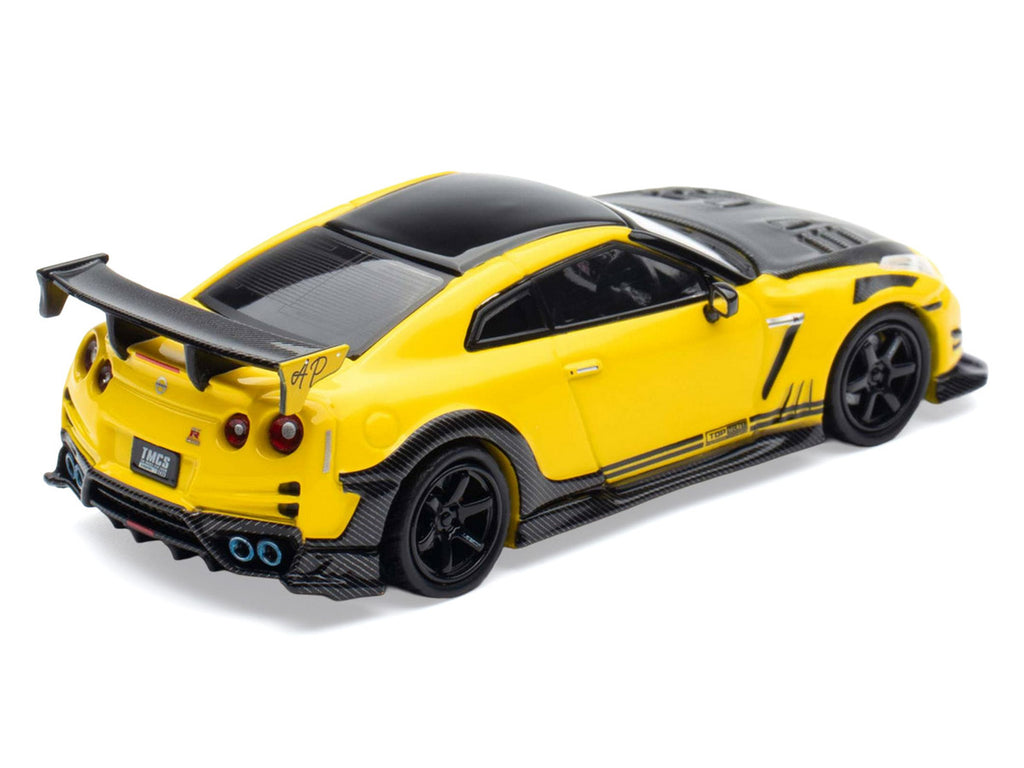 Nissan GT-R (R35) RHD (Right Hand Drive) Yellow with Carbon Hood and Black Top "The Model Car Show Singapore 2025 Event Edition" 1/64 Diecast Model Car by Inno Models-3