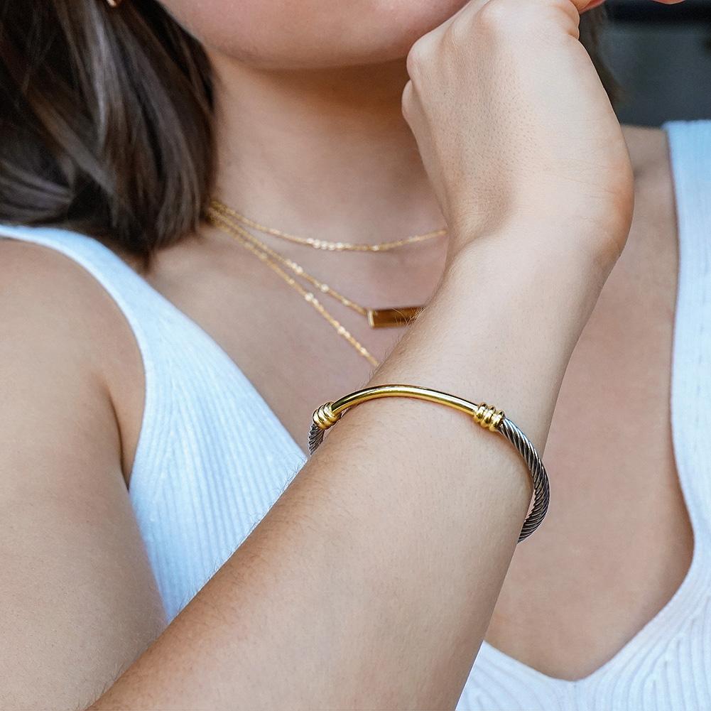 Bi-Color Bangle Set
