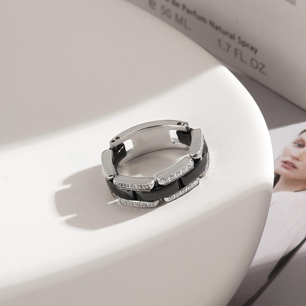 BLACK CERAMIC RING