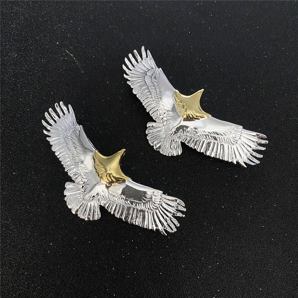 Gold-Plated Eagle Pendant - Fashionable and Versatile
