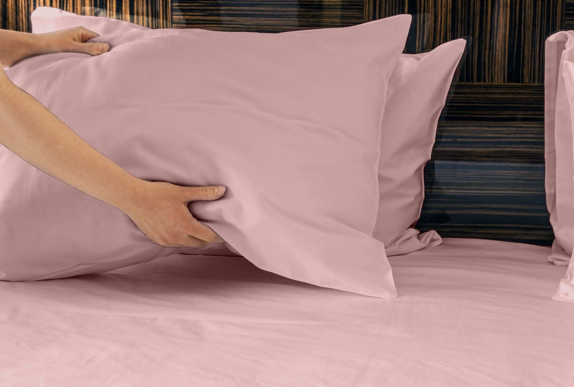 Luxuriously Soft 100% Viscose Derived from Bamboo 4-Piece sheet Set ,